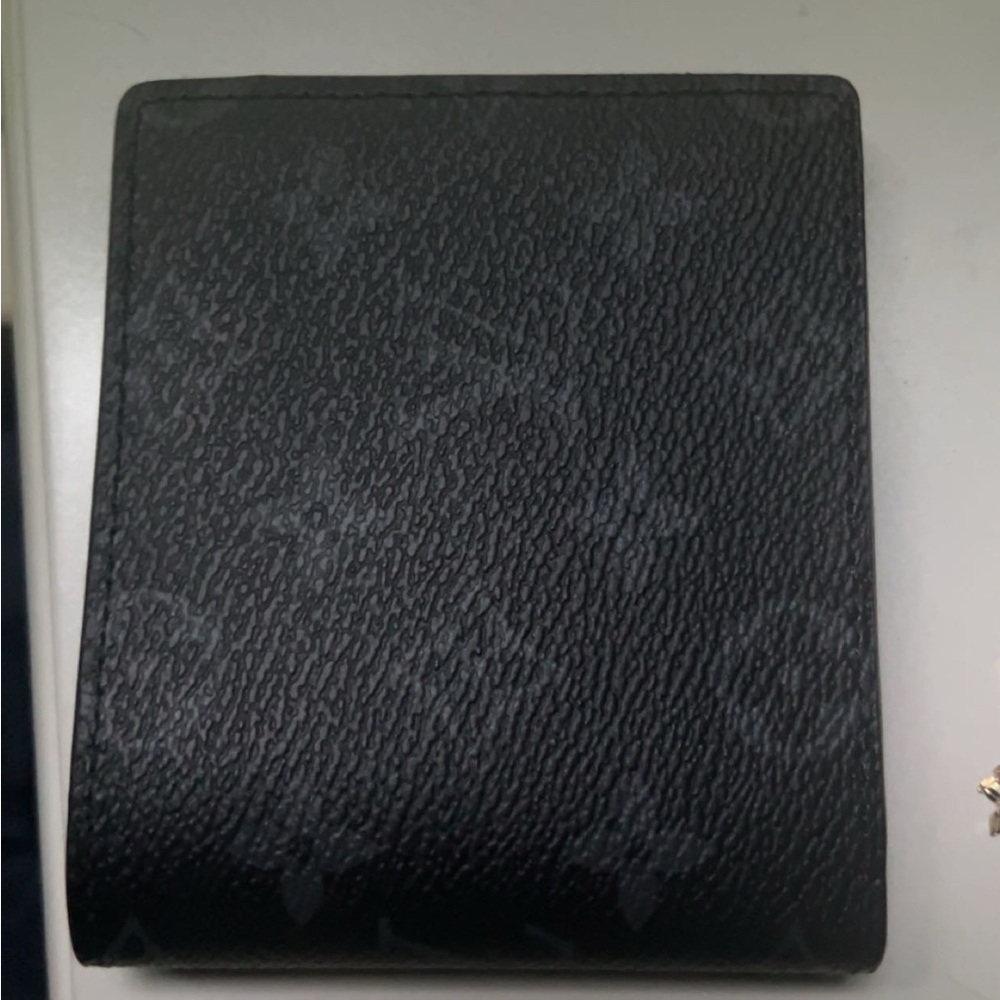 Louis Vuitton Monogram Black Card Holder - Picture 4 of 9